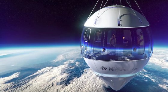 미국 기업 스페이스 퍼스펙티브가 내년부터 정식으로 운영하는 관광용 우주 캡슐 ‘넵튠’의 이미지. 사진 스페이스 퍼스펙티브 제공